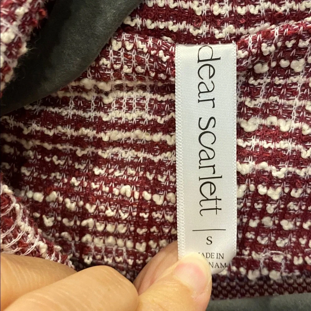 NWOT Dear Tweed Scarlett Burgandy and White Textured Jacket size small - Picture 3 of 6